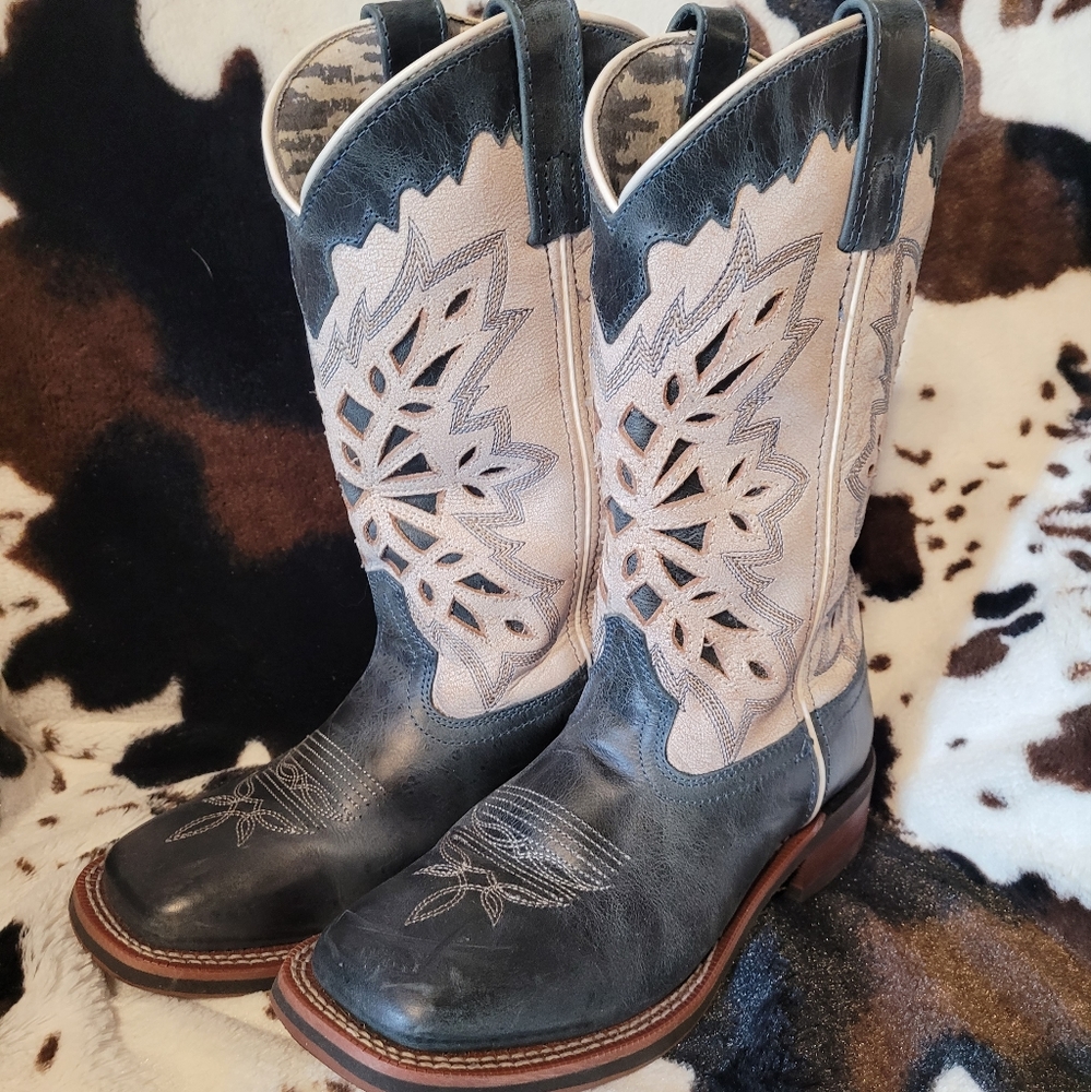 Laredo "Dolly" Boots Size 7